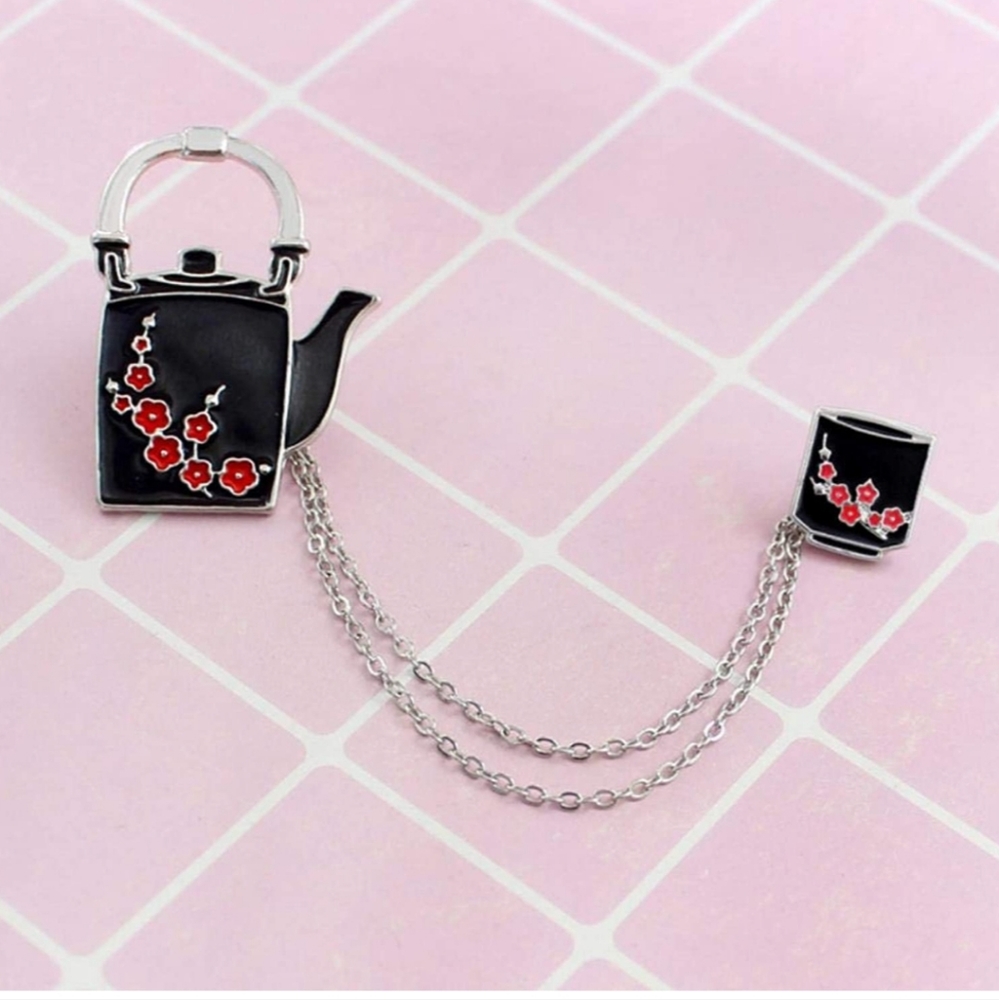 🌷Teapot and teacup pin (Does not include chain)